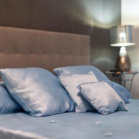 New In! Syrenuse At Santa Lucia Apartment Naples Luaran gambar