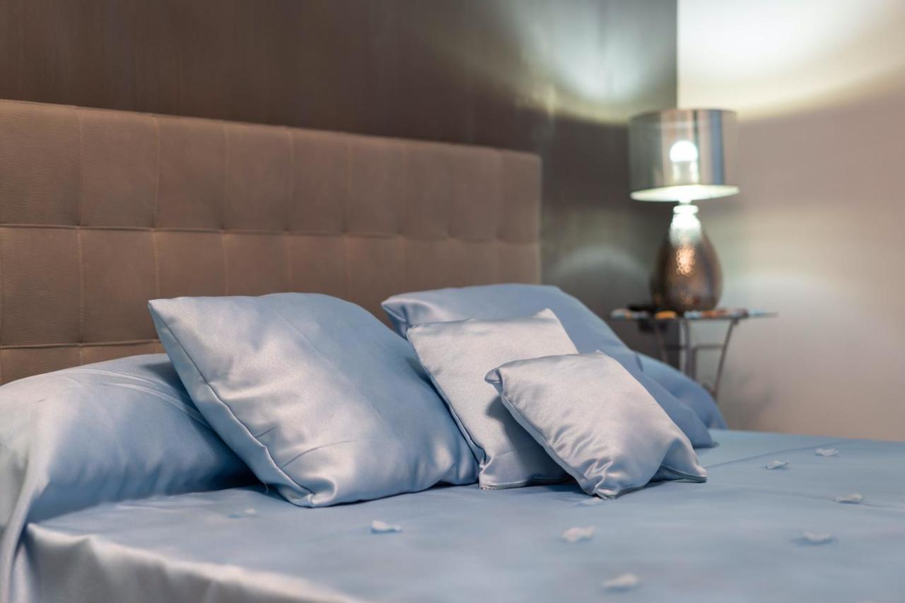 New In! Syrenuse At Santa Lucia Apartment Naples Luaran gambar