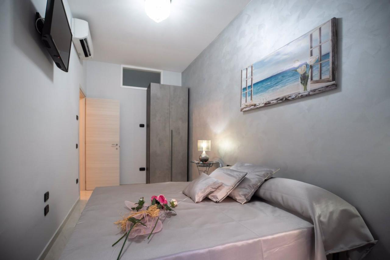 New In! Syrenuse At Santa Lucia Apartment Naples Luaran gambar